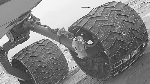 轮胎损伤表明火星漫游器遭遇“中年危机”